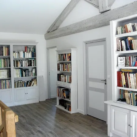 Au Mas De Marie Bed & Breakfast